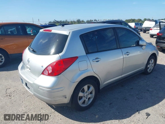 2009 Nissan Versa 1.8 SL with VIN 3N1BC13E39L474041, listed as a IAAI auction lot 41739792 with 43,781 mi miles. Bid and sale history available at carsss.com. Image 4.
