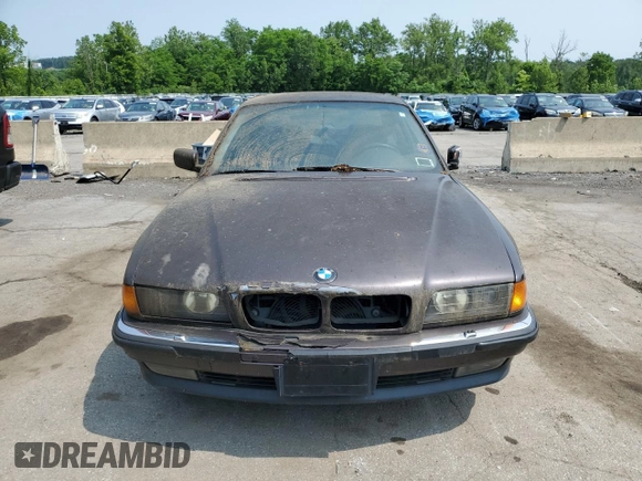 1995 BMW 7 Series 740i with VIN WBAGF6325SDH05563, listed as a Copart auction lot 60356245 with 153,155 mi miles and Clean title. Bid and sale history available at DreamBid. Image 5.