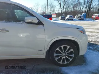 2014 Kia Sorento SX Limited with VIN 5XYKWDA73EG520883, listed as a IAAI auction lot 41391858 with 98,762 mi miles. Bid and sale history available at carsss.com. Image 22.