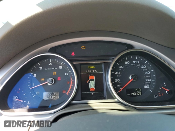 2012 Audi Q7 Premium Plus with VIN WA1LGAFE1CD007726, listed as a Copart auction lot 61665715 with 143,108 mi miles and Clean title. Bid and sale history available at DreamBid. Image 9.