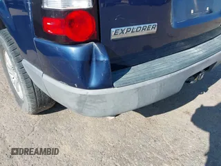 2006 Ford Explorer XLS z VIN 1FMEU62E06ZA02126, wystawiony jako IAAI lot #42419217 z przebiegiem 331 745 mil mil oraz . Historia ofert i sprzedaży dostępna na DreamBid. Obrazek 6.