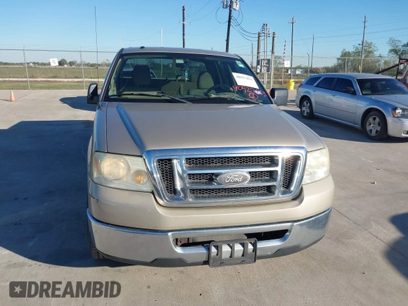 2008 Ford F-150 XL with VIN 1FTRW12W48FA88086, listed as a IAAI auction lot 40927853 with 259,522 mi miles. Bid and sale history available at carsss.com. Image 12.