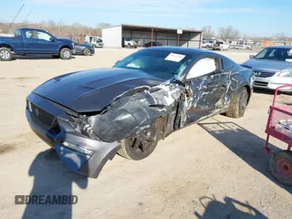 2018 Ford Mustang GT z VIN 1FA6P8CF4J5158775, wystawiony jako IAAI lot #41627780 z przebiegiem 65 519 mil mil oraz . Historia ofert i sprzedaży dostępna na DreamBid. Obrazek 17.