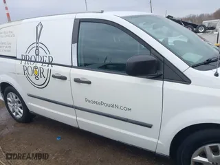 2014 Ram Cargo Van Tradesman with VIN 2C4JRGAG8ER428412, listed as a IAAI auction lot 41893130 with 97,411 mi miles. Bid and sale history available at carsss.com. Image 13.