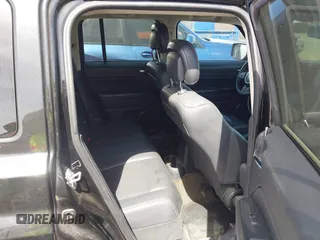 2016 Jeep Patriot Sport with VIN 1C4NJPBA0GD694242, listed as a IAAI auction lot 42248322 with 102,058 mi miles and . Bid and sale history available at DreamBid. Image 8.