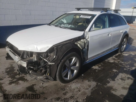 2015 Audi allroad Premium Plus with VIN WA1UFAFL0FA038560, listed as a Copart auction lot 82605264 with 128,158 mi miles and Salvage Title. Bid and sale history available at carsss.com. Image 1.