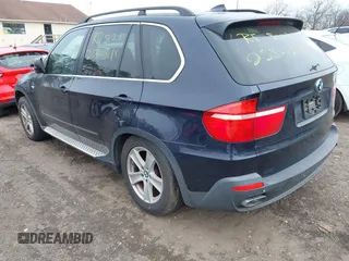 2007 BMW X5 4.8i z VIN 4USFE83547LY64828, wystawiony jako IAAI lot #41896182 z przebiegiem Nie podano mil oraz . Historia ofert i sprzedaży dostępna na DreamBid. Obrazek 3.
