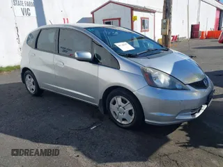 2012 Honda Fit с VIN JHMGE8H32CC030518, выставлен на аукционе IAAI как лот 41740707 с пробегом 132 665 миль миль и . История ставок и продаж доступна на DreamBid. Изображение 1.