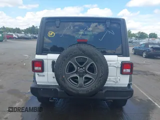 2018 Jeep Wrangler Unlimited Sport с VIN 1C4HJXDG3JW129798, выставлен на аукционе IAAI как лот 42635872 с пробегом 74 392 миль миль и . История ставок и продаж доступна на DreamBid. Изображение 17.