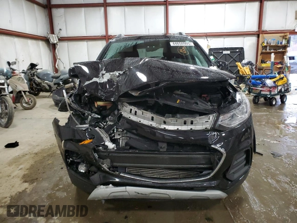 2020 Chevrolet Trax LT with VIN KL7CJLSB4LB000812, listed as a Copart auction lot 44650905 with 98,733 mi miles and Salvage Title. Bid and sale history available at DreamBid. Image 5.