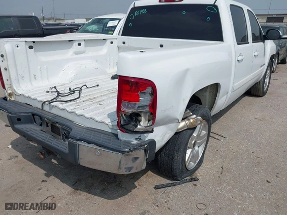 2008 Chevrolet Silverado 1500 LTZ with VIN 3GCEC13J88G286789, listed as a IAAI auction lot 41777520 with 315,993 mi miles. Bid and sale history available at carsss.com. Image 17.