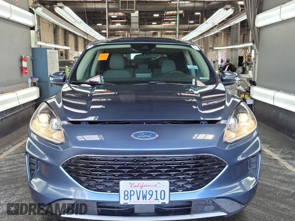 2020 Ford Escape SE with VIN 1FMCU9G67LUB25778, listed as a IAAI auction lot 42550089 with 84,502 mi miles and . Bid and sale history available at DreamBid. Image 39.