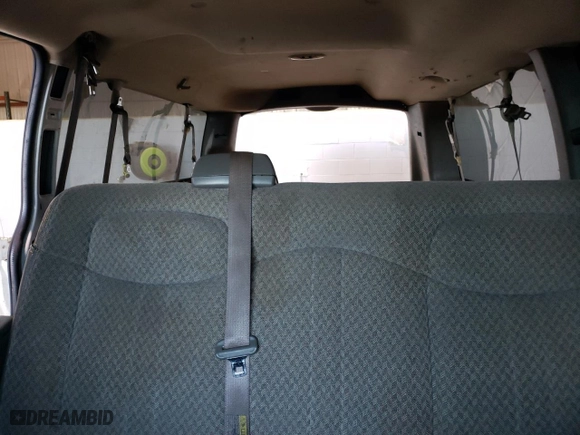 2004 Chevrolet Express Passenger with VIN 1GAHG39U341239136, listed as a Copart auction lot 74370344 with 217,839 mi miles and Salvage Title. Bid and sale history available at carsss.com. Image 10.