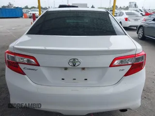 2012 Toyota Camry L with VIN 4T1BF1FK4CU191355, listed as a IAAI auction lot 42043091 with 139,629 mi miles. Bid and sale history available at carsss.com. Image 17.