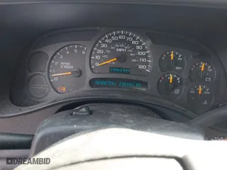 2003 Chevrolet Avalanche with VIN 3GNEK13T23G131174, listed as a IAAI auction lot 41649059 with 230,943 mi miles. Bid and sale history available at carsss.com. Image 7.