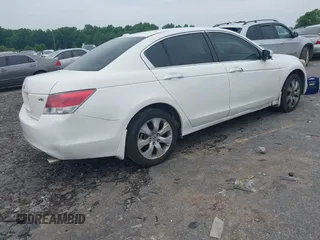 2008 Honda Accord EX-L z VIN 1HGCP36878A077463, wystawiony jako IAAI lot #42326557 z przebiegiem 187 387 mil mil oraz . Historia ofert i sprzedaży dostępna na DreamBid. Obrazek 4.
