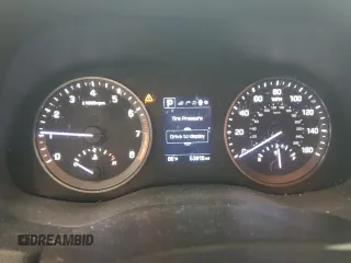 2017 Hyundai Tucson Sport z VIN KM8J33A25HU361804, wystawiony jako Copart lot #56558015 z przebiegiem 53 816 mil mil oraz Szkody całkowita. Historia ofert i sprzedaży dostępna na DreamBid. Obrazek 9.