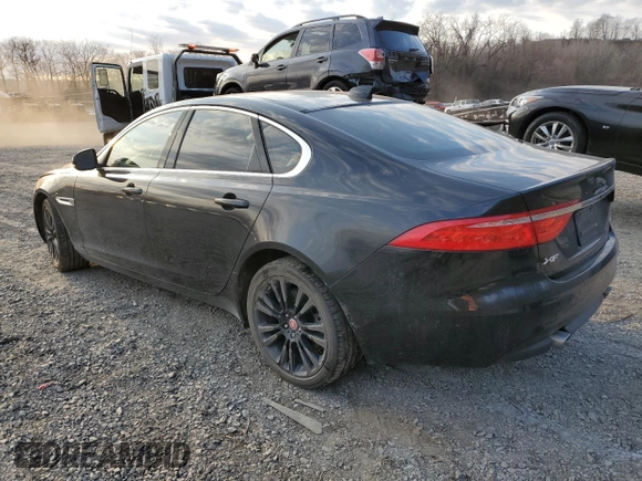 2018 Jaguar XF 25t Prestige with VIN SAJBE4FX4JCY59356, listed as a Copart auction lot 49068025 with 49,486 mi miles and Salvage Title. Bid and sale history available at carsss.com. Image 2.