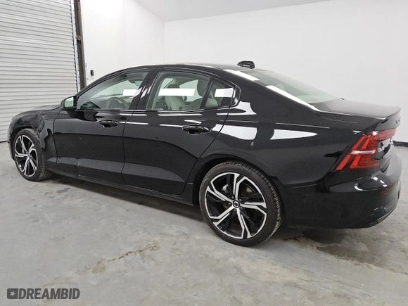 2024 Volvo S60 Plus Dark Theme with VIN 7JRL12TL6RG300000, listed as a Copart auction lot 86199814 with 11,286 mi miles and Clean Title. Bid and sale history available at carsss.com. Image 2.