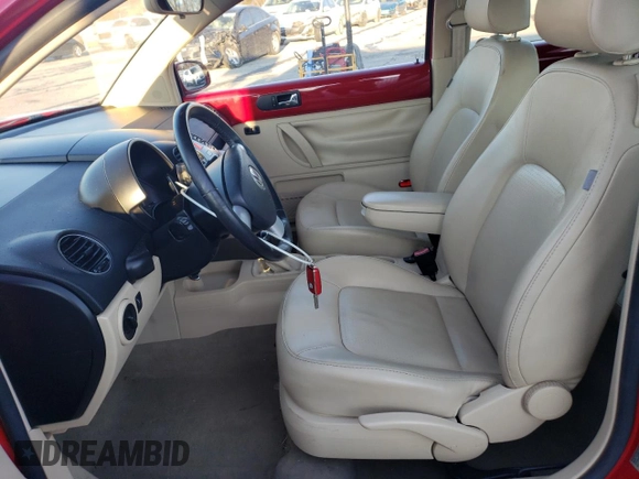 2009 Volkswagen New Beetle Coupe S with VIN 3VWPW31C19M504894, listed as a Copart auction lot 88869905 with 127,461 mi miles and Salvage Title. Bid and sale history available at carsss.com. Image 7.