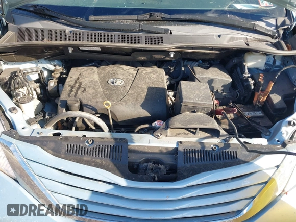 2017 Toyota Sienna LE Auto Access Seat с VIN 5TDKZ3DC5HS834410, выставлен на аукционе IAAI как лот 40727535 с пробегом 64 374 миль миль и . История ставок и продаж доступна на DreamBid. Изображение 10.