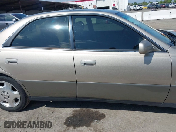 2000 Lexus ES 300 с VIN JT8BF28G7Y0263049, выставлен на аукционе IAAI как лот 42076232 с пробегом 120 805 миль миль и . История ставок и продаж доступна на DreamBid. Изображение 13.