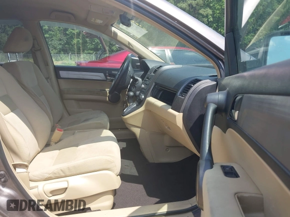 2011 Honda CR-V SE with VIN 5J6RE4H46BL038142, listed as a IAAI auction lot 42596590 with 81,838 mi miles and . Bid and sale history available at DreamBid. Image 5.