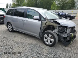 2016 Toyota Sienna LE AAS с VIN 5TDKK3DC4GS754504, выставлен на аукционе Copart как лот 58008315 с пробегом 83 519 миль миль и Списание • Salvage title. История ставок и продаж доступна на DreamBid. Изображение 4.
