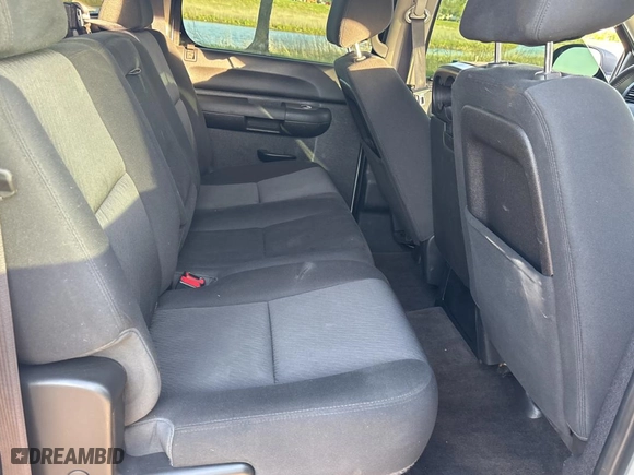 2013 Chevrolet Silverado 1500 LT with VIN 3GCPKSE70DG279722, listed as a Copart auction lot 54273865 with 123,946 mi miles and Clean Title. Bid and sale history available at carsss.com. Image 6.