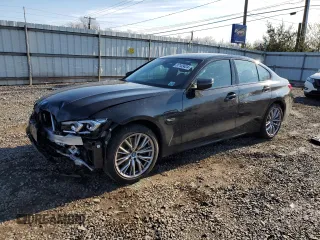 2023 BMW 3 Series 330e xDrive with VIN 3MW39FS03P8D03712, listed as a Copart auction lot 87103424 with 0 mi miles and Salvage Title. Bid and sale history available at carsss.com. Image 1.