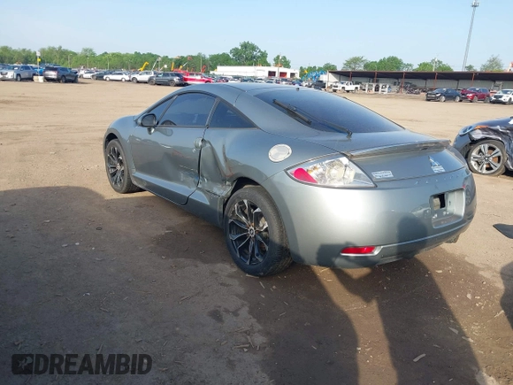 2008 Mitsubishi Eclipse GS z VIN 4A3AK24F28E036454, wystawiony jako IAAI lot #42276489 z przebiegiem 153 707 mil mil oraz . Historia ofert i sprzedaży dostępna na DreamBid. Obrazek 3.