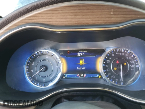 2016 Chrysler 200 C with VIN 1C3CCCEG4GN135818, listed as a Copart auction lot 43686035 with 115,078 mi miles and Clean Title. Bid and sale history available at carsss.com. Image 9.