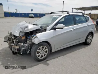 2012 Hyundai Accent GS z VIN KMHCT5AE3CU012566, wystawiony jako Copart lot #58317275 z przebiegiem 143 084 mil mil oraz Szkoda całkowita • Salvage title. Historia ofert i sprzedaży dostępna na DreamBid. Obrazek 1.