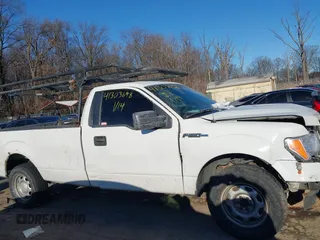 2013 Ford F-150 XL z VIN 1FTNF1CF1DKD43758, wystawiony jako IAAI lot #41303698 z przebiegiem 155 646 mil mil oraz . Historia ofert i sprzedaży dostępna na DreamBid. Obrazek 13.