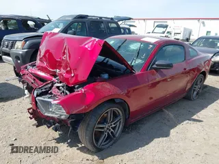 2014 Ford Mustang V6 с VIN 1ZVBP8AM8E5305838, выставлен на аукционе IAAI как лот 41923695 с пробегом 119 831 миль миль и . История ставок и продаж доступна на DreamBid. Изображение 2.