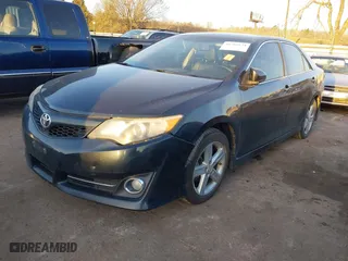 2014 Toyota Camry L with VIN 4T1BF1FK1EU473021, listed as a IAAI auction lot 41781634 with 234,171 mi miles. Bid and sale history available at carsss.com. Image 2.