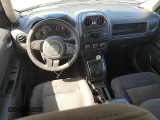 2014 Jeep Patriot Sport with VIN 1C4NJPBA2ED758827, listed as a Copart auction lot 55464545 with 111,385 mi miles and Clean Title. Bid and sale history available at carsss.com. Image 8.