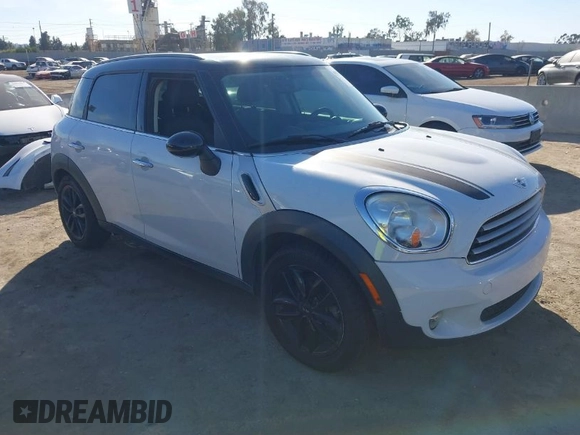 2014 MINI Countryman with VIN WMWZB3C59EWR40065, listed as a IAAI auction lot 40838816 with 80,000 mi miles and . Bid and sale history available at DreamBid. Image 1.