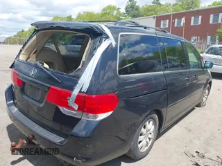 2008 Honda Odyssey EX-L with VIN 5FNRL38798B110317, listed as a IAAI auction lot 42216800 with 268,079 mi miles and . Bid and sale history available at carsss.com. Image 4.