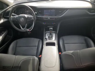2018 Buick Regal Sportback Essence with VIN W04GP6SX9J1176171, listed as a Copart auction lot 78517874 with 63,311 mi miles and Salvage Title. Bid and sale history available at carsss.com. Image 8.