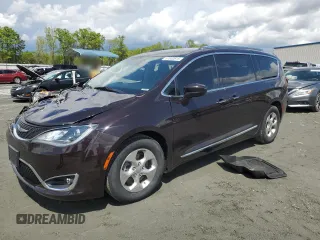 2017 Chrysler Pacifica Touring L Plus with VIN 2C4RC1EG3HR782368, listed as a Copart auction lot 52830615 with 98,621 mi miles and Salvage Title. Bid and sale history available at DreamBid. Image 1.