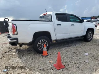 2022 GMC Canyon 4WD AT4 w/Cloth with VIN 1GTG6FEN7N1264287, listed as a Copart auction lot 72190154 with 30,694 mi miles and Salvage Title. Bid and sale history available at carsss.com. Image 3.