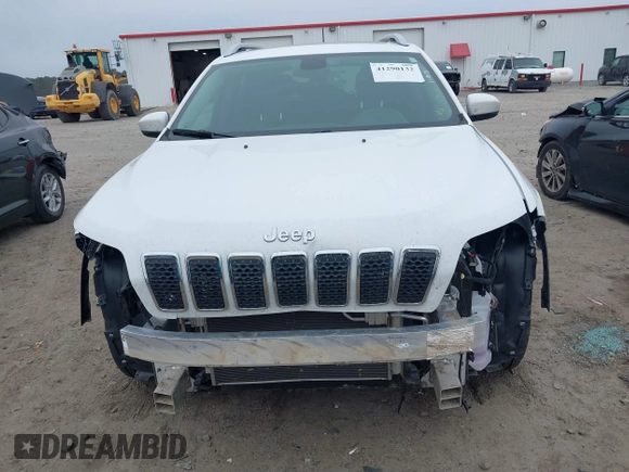 2020 Jeep Cherokee Latitude Plus with VIN 1C4PJLLB3LD543821, listed as a IAAI auction lot 41290132 with 130,137 mi miles. Bid and sale history available at carsss.com. Image 13.