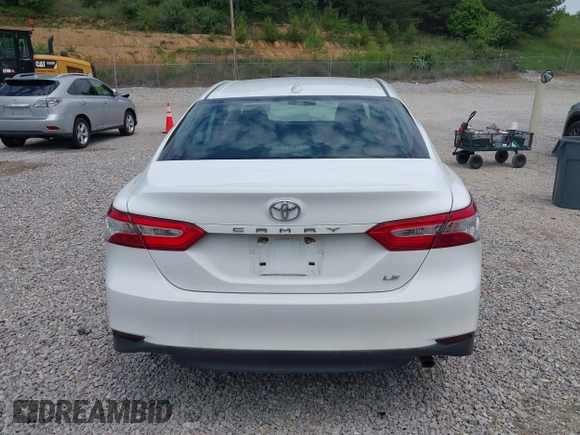 2019 Toyota Camry LE z VIN 4T1B11HKXKU786639, wystawiony jako IAAI lot #42212321 z przebiegiem 82 843 mil mil oraz . Historia ofert i sprzedaży dostępna na DreamBid. Obrazek 16.