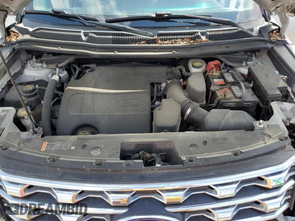 2016 Ford Explorer XLT z VIN 1FM5K8D80GGC88694, wystawiony jako Copart lot #55235255 z przebiegiem 101 590 mil mil oraz Szkoda całkowita • Salvage title. Historia ofert i sprzedaży dostępna na DreamBid. Obrazek 11.