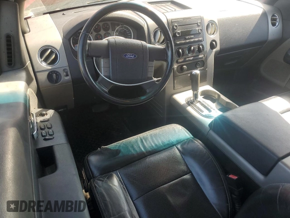 2004 Ford F-150 XLT z VIN 1FTPX04554KB00542, wystawiony jako Copart lot #61126595 z przebiegiem 141 704 mil mil oraz Szkoda całkowita • Salvage title. Historia ofert i sprzedaży dostępna na DreamBid. Obrazek 8.