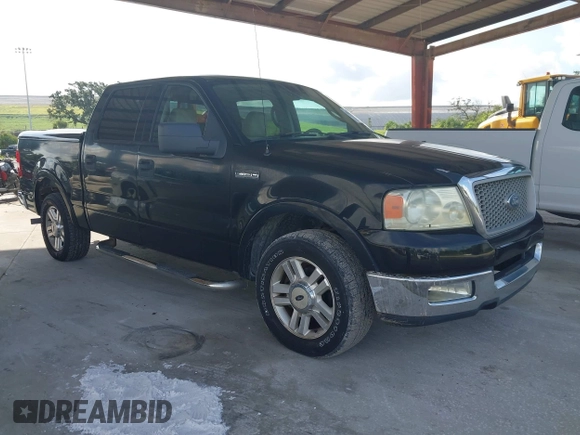 2004 Ford F-150 XLT z VIN 1FTPW12554KD31646, wystawiony jako IAAI lot #42798307 z przebiegiem 263 985 mil mil oraz . Historia ofert i sprzedaży dostępna na DreamBid. Obrazek 1.