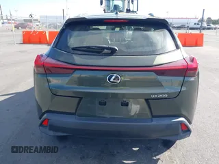 2020 Lexus UX 200 с VIN JTHX3JBH6L2024213, выставлен на аукционе IAAI как лот 41637871 с пробегом 51 921 миль миль и . История ставок и продаж доступна на DreamBid. Изображение 16.