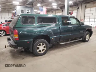 2003 GMC Sierra Denali z VIN 2GTFK69U531392799, wystawiony jako Copart lot #78530804 z przebiegiem 179 365 mil mil oraz Tytuł czysty. Historia ofert i sprzedaży dostępna na DreamBid. Obrazek 3.
