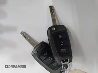 2021 Hyundai Palisade SE z VIN KM8R1DHE8MU206303, wystawiony jako IAAI lot #41462624 z przebiegiem 60 043 mil mil oraz . Historia ofert i sprzedaży dostępna na DreamBid. Obrazek 11.